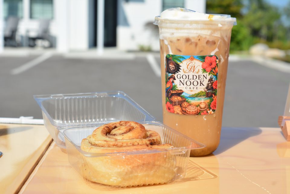 Cold Brew+Cinnamon Roll